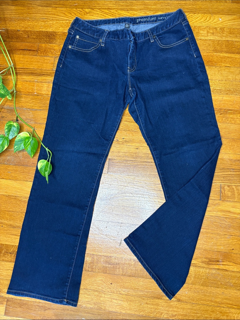 GAP Women Dark Blue Relaxed Jeans